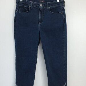 NJDJ Capri Lifxtuck Technology Criss Cross Frayed Hem Capri Size 6